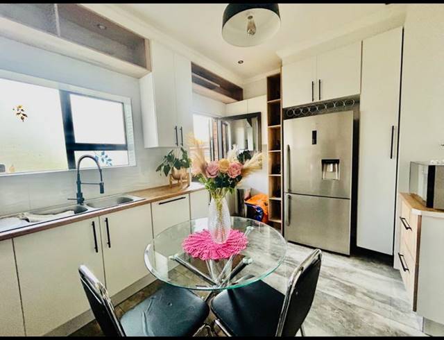 3 BEDROOM HOUSE FOR SALE IN VANDERBIJLPARK CW 2